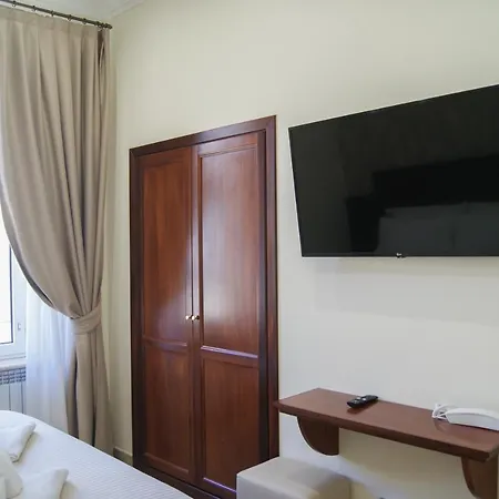 Glam Luxury Roma