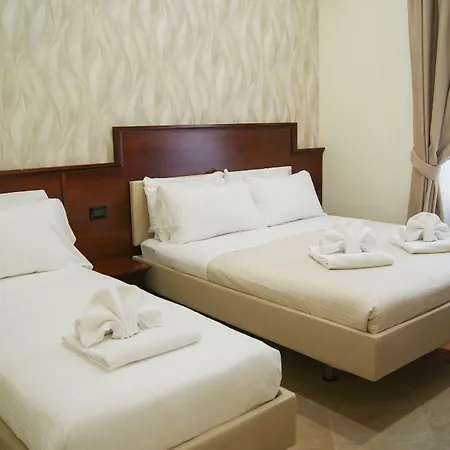 Glam Luxury Hotel