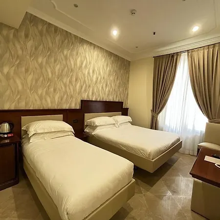 Glam Luxury