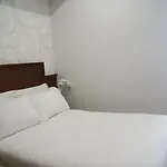 Glam Luxury Hotel *