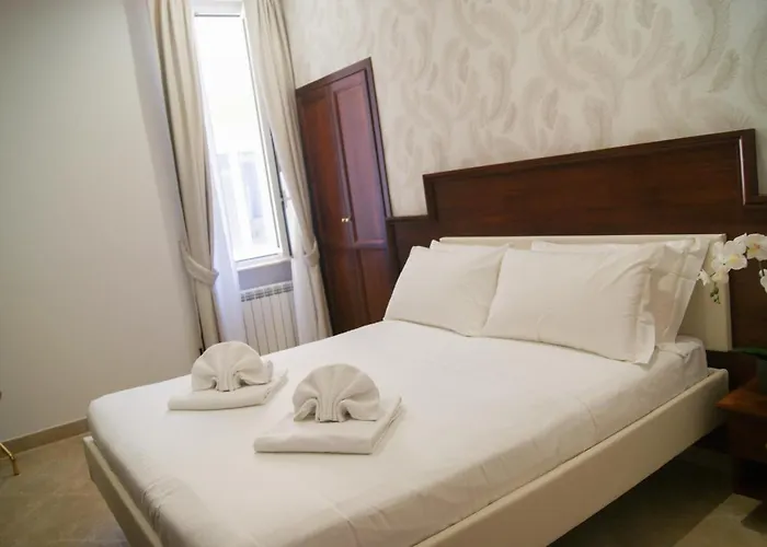 Отель Glam Luxury *