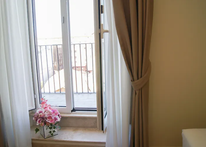 Отель Glam Luxury *