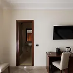 Glam Luxury